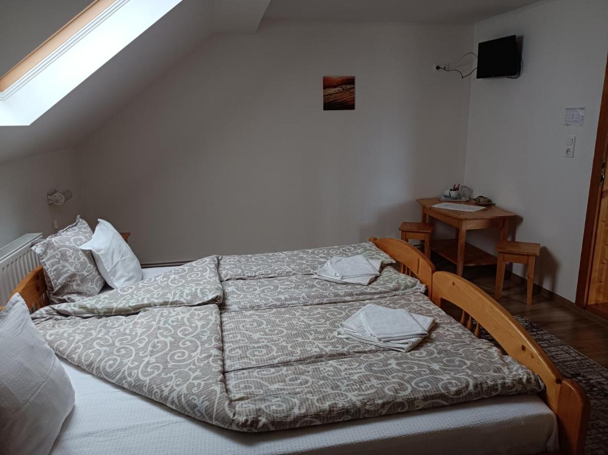 Narcisz B&B Corund  Buitenkant foto