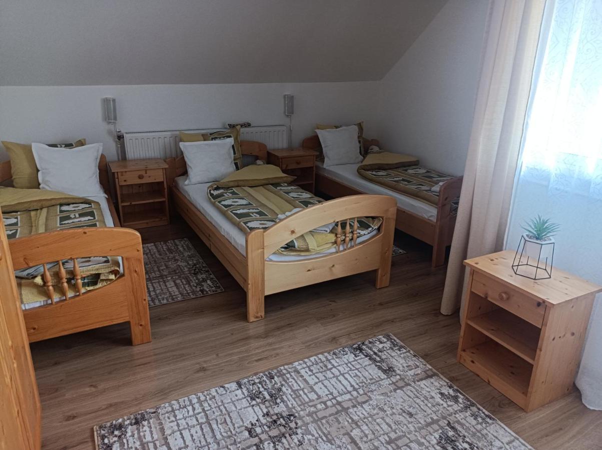 Narcisz B&B Corund  Buitenkant foto